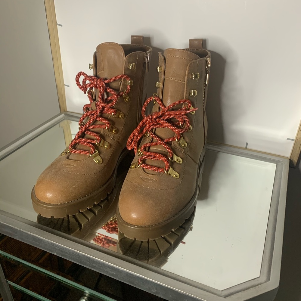 Guess lace up combat boot